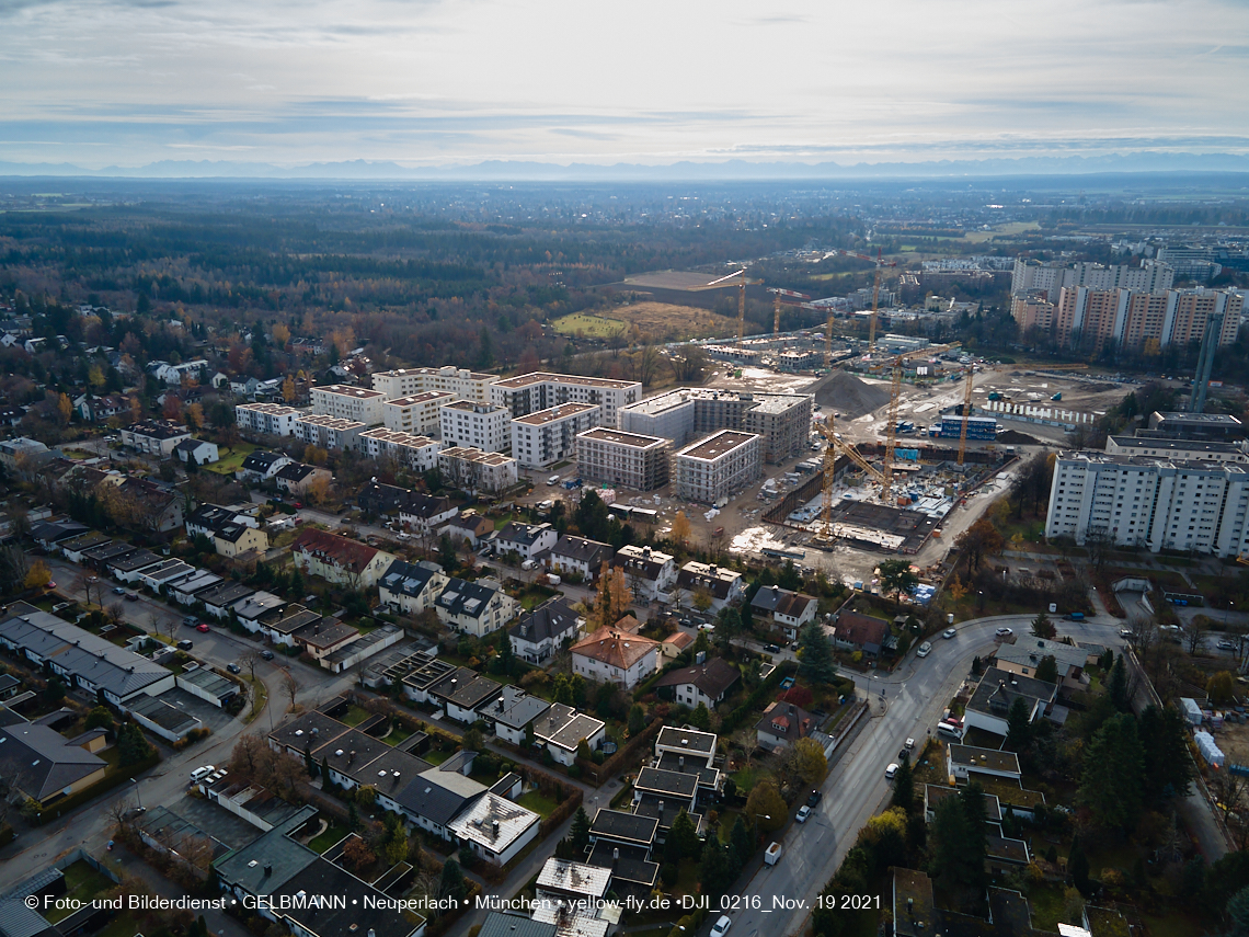 19.11.2021 - Luftbilder von der Baustelle Alexisquartier und Pandion Verde in Neuperlach 19.11.2021 - Luftbilder von der Baustelle Alexisquartier und Pandion Verde in Neuperlach